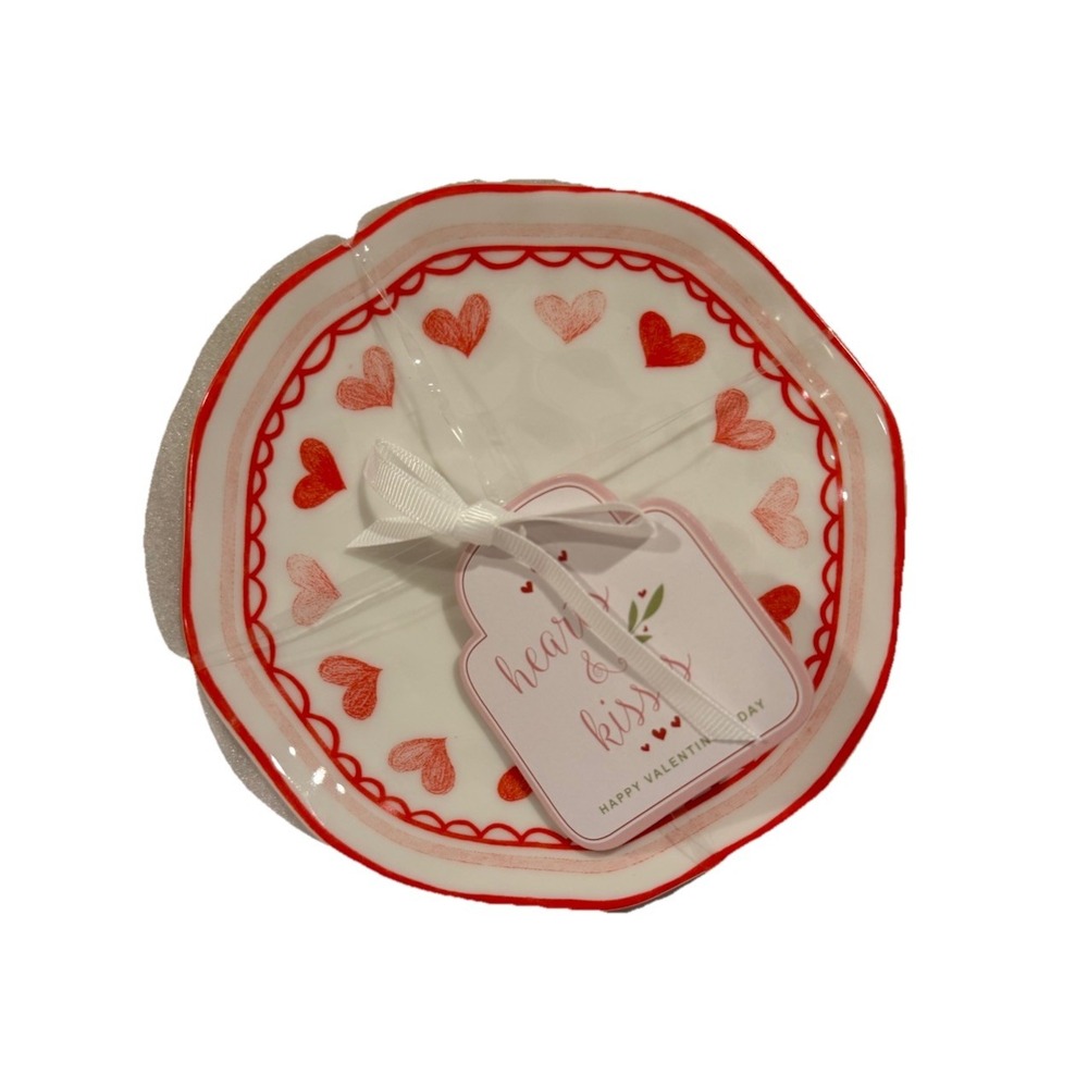 Grace‎ Teaware Fine Porcelain Heart Valentine's Day Appetizer Plates 6"  4pc NEW